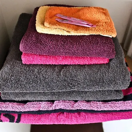 New! De Charme Au Mas De Soleil *
